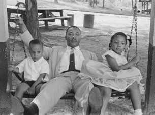 fathersday-gallery-002-martin-luther-kingjr-children11